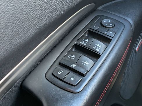 Used 2016 Dodge Durango R/T w/ Trailer Tow Group IV AWD/4WD image 25
