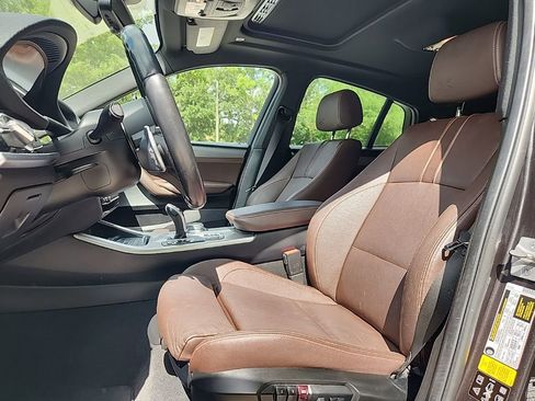 Used 2018 BMW X4 M40i image 2