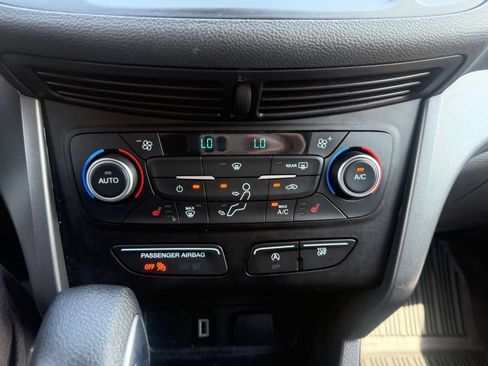 Certified 2018 Ford Escape SE w/ SE Sync 3 Package FWD image 28