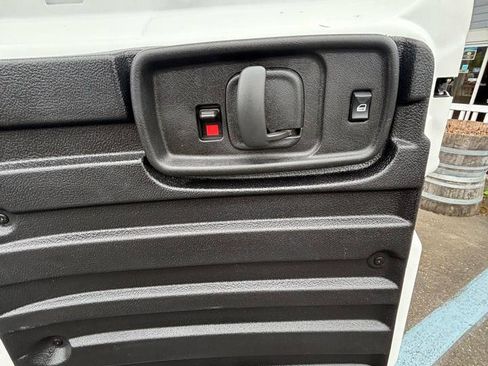 Used 2021 Chevrolet Express 2500 w/ Driver Convenience Package image 16