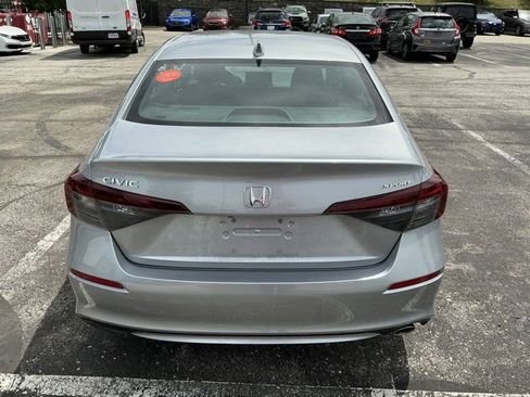 Used 2025 Honda Civic Sport image 7