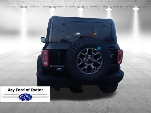 New 2025 Ford Bronco Badlands image 13