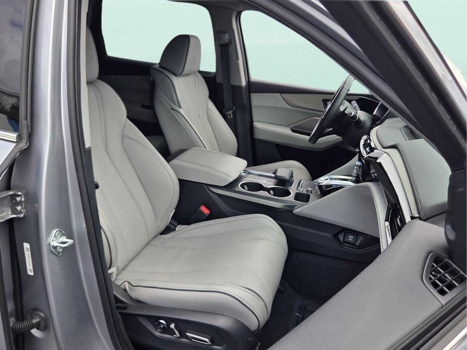 Used 2024 Acura MDX w/ Advance Package AWD/4WD image 19