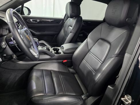 Certified 2023 Porsche Cayenne Platinum Edition AWD/4WD image 5