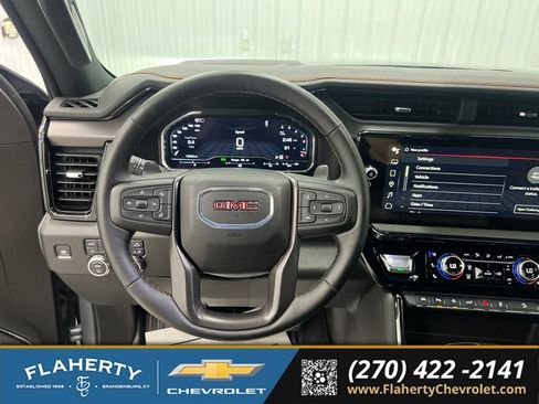 Used 2025 GMC Sierra 1500 AT4 w/ AT4 Premium Package AWD/4WD image 26
