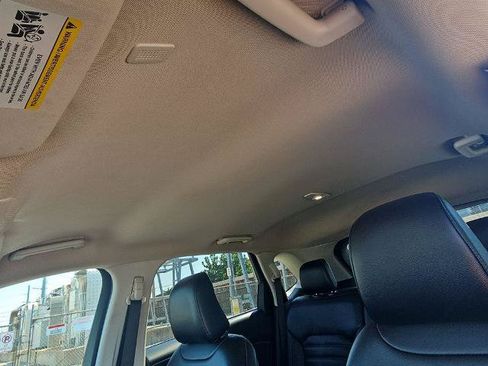 Certified 2024 Ford Edge SEL AWD/4WD image 28