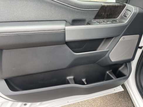 Used 2024 Ford F250 Lariat image 16