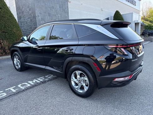 Used 2023 Hyundai Tucson SEL w/ Winter Package AWD/4WD image 3