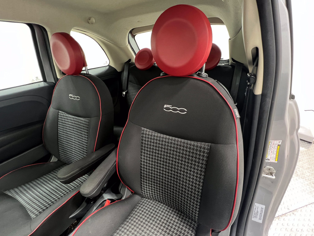 Used 2017 FIAT 500 Pop w/ Sport Appearance Package FWD image 12
