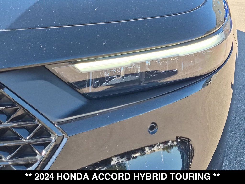 Used 2024 Honda Accord Touring image 17