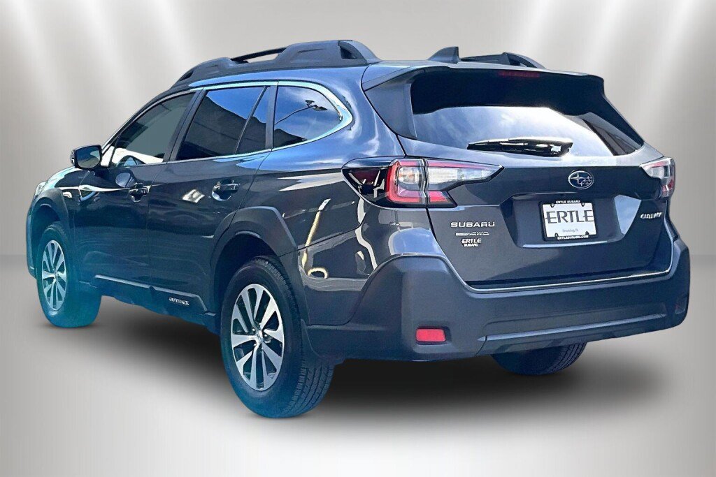 Certified 2025 Subaru Outback Premium AWD/4WD image 4