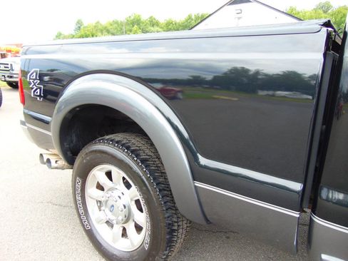Used 2011 Ford F250 Lariat w/ Lariat Interior Pkg AWD/4WD image 44