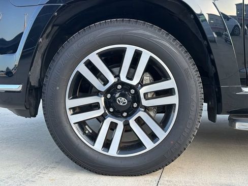 Used 2023 Toyota 4Runner Limited RWD image 9