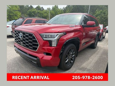 Used 2023 Toyota Sequoia Platinum AWD/4WD image 1