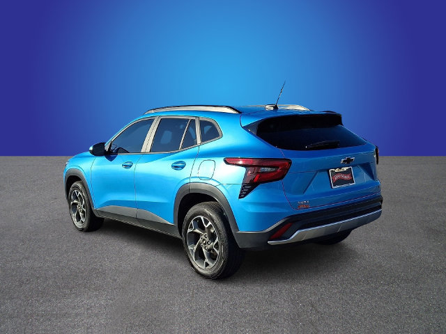 Used 2025 Chevrolet Trax LT w/ Driver Confidence Package FWD image 6