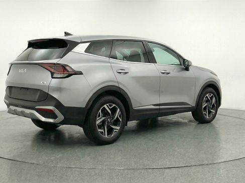Used 2025 Kia Sportage LX AWD/4WD image 9
