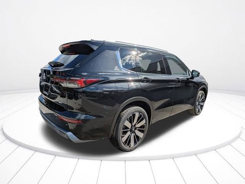New 2026 Mitsubishi Outlander SEL image 4