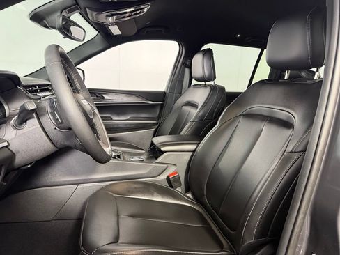Certified 2024 Jeep Grand Cherokee Limited RWD image 22