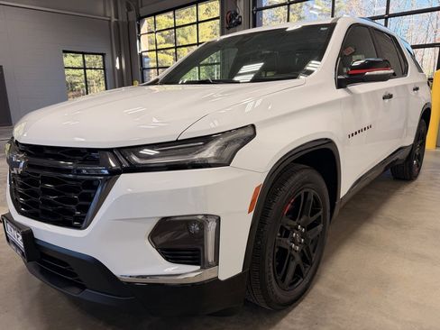 Used 2024 Chevrolet Traverse Premier image 4