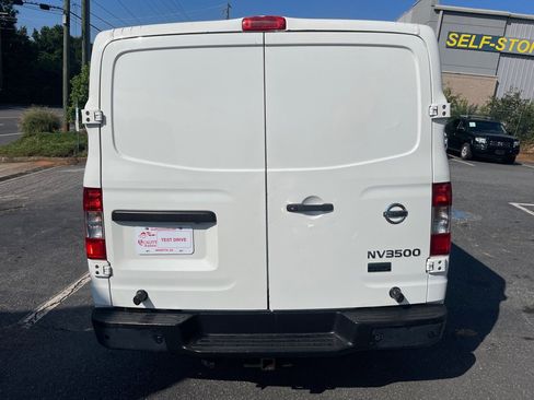 Used 2015 Nissan NV 3500 SV w/ Technology Package image 7