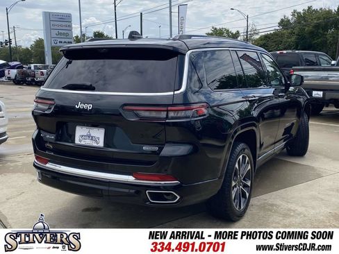 Used 2021 Jeep Grand Cherokee L Overland w/ Luxury Tech Group IV AWD/4WD image 9