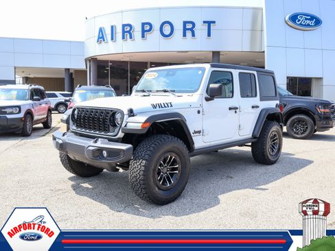 Used 2024 Jeep Wrangler Unlimited Sport AWD/4WD image 1