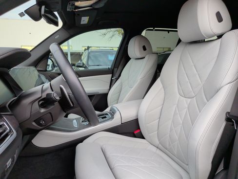 Certified 2023 BMW X5 sDrive40i w/ Executive Package image 27