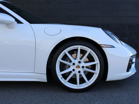Used 2024 Porsche 911 Carrera image 11