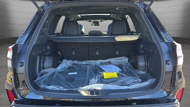 New 2026 Subaru Forester Touring AWD/4WD image 25