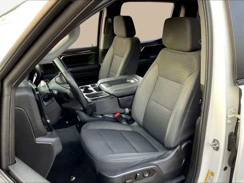 Used 2023 Chevrolet Silverado 1500 LT image 15