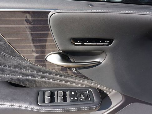 Used 2020 Lexus LS 500 w/ Accessory Package (Z2) image 4