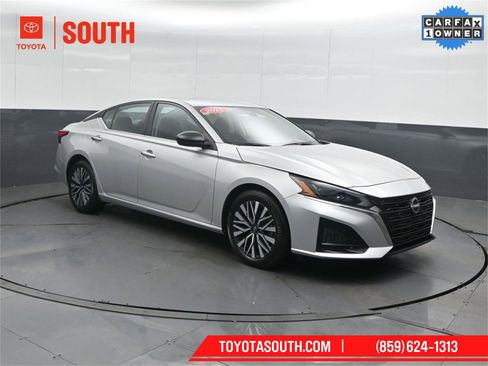 Used 2025 Nissan Altima 2.5 SV image 5