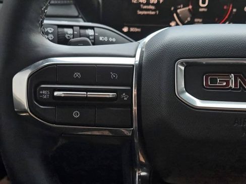 Used 2024 GMC Acadia Elevation w/ Luxury Package FWD image 29