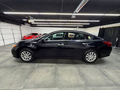 Used 2017 Nissan Altima 2.5 S image 3