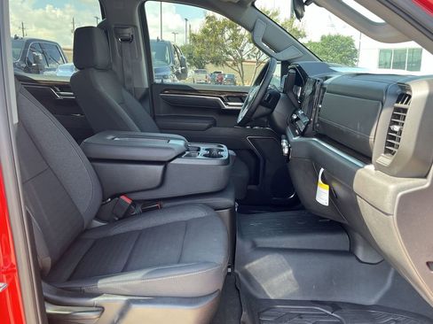 New 2025 GMC Sierra 1500 Elevation image 40