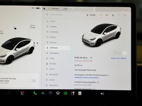 Used 2022 Tesla Model Y Performance AWD/4WD image 32