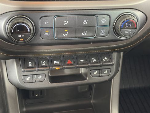Used 2021 GMC Canyon AT4 AWD/4WD image 24