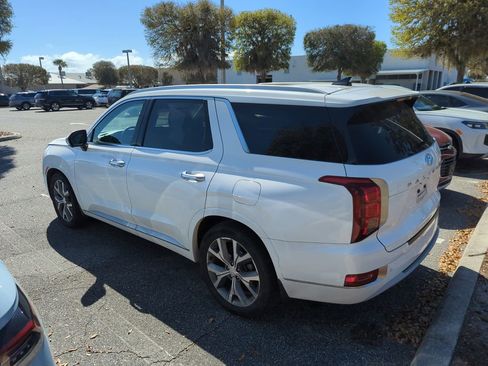 Used 2021 Hyundai Palisade Limited image 3