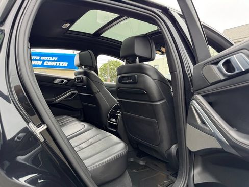 Used 2020 BMW X6 xDrive40i w/ M Sport Package AWD/4WD image 12