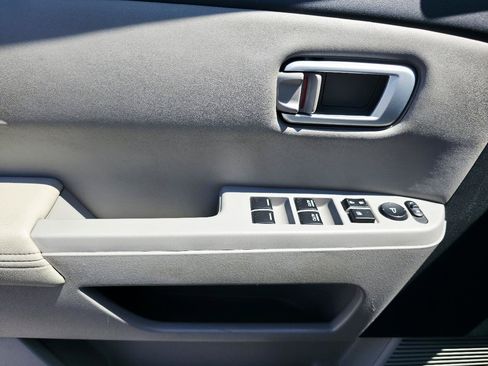 Used 2011 Honda Pilot EX-L image 24