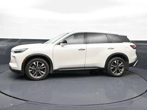 Used 2023 INFINITI QX60 Luxe w/ Cargo Package AWD/4WD image 4
