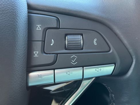 Used 2023 Cadillac Escalade Sport w/ LPO, ONYX Package image 19