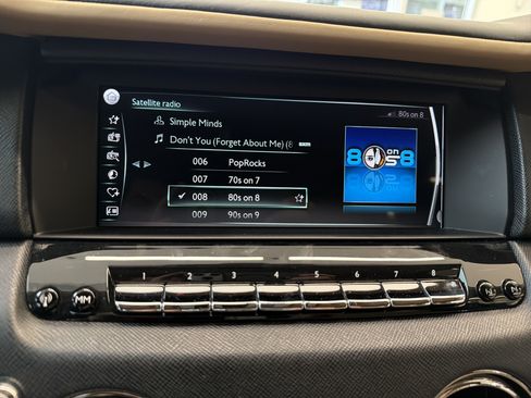 Certified 2024 Rolls-Royce Cullinan Black Badge AWD/4WD image 28