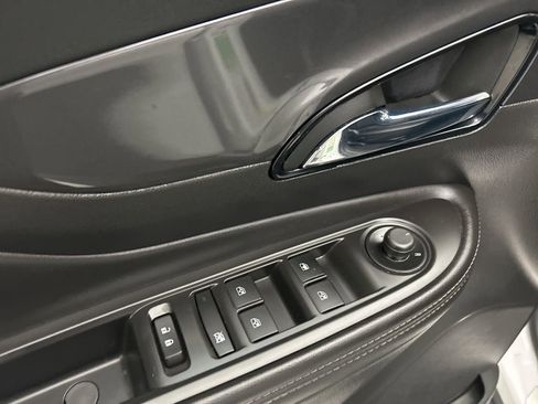 Used 2020 Buick Encore Preferred image 26