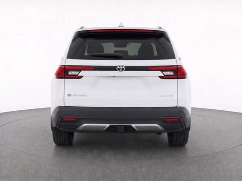 Used 2025 Toyota Grand Highlander AWD image 7