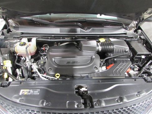 Used 2021 Chrysler Voyager Lxi image 21