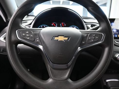 Used 2024 Chevrolet Malibu LT FWD image 24