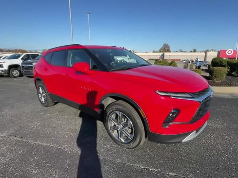 Certified 2023 Chevrolet Blazer LT w/ Convenience Package image 3