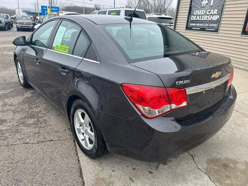 Used 2014 Chevrolet Cruze LT image 7