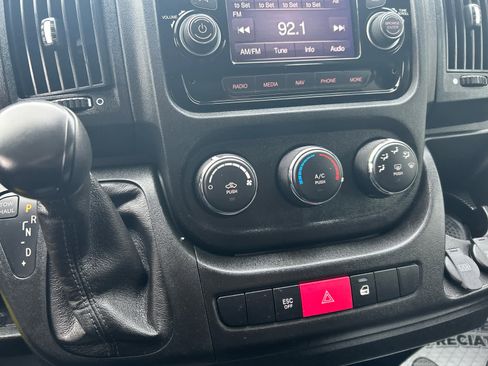 Used 2020 RAM ProMaster 1500 image 17